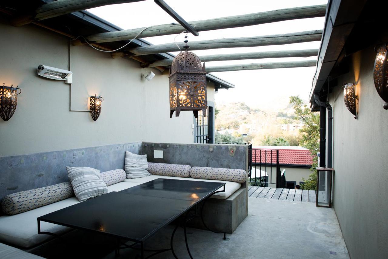 Olive Grove Guesthouse วินด์ฮุก ภายนอก รูปภาพ